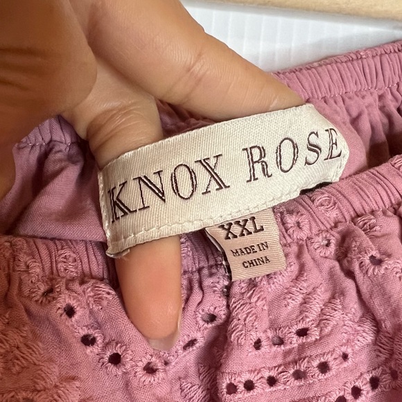 KNOX ROSE Off Shoulder Eyelet Flounce Blouse. Size XXL - Picture 6 of 7